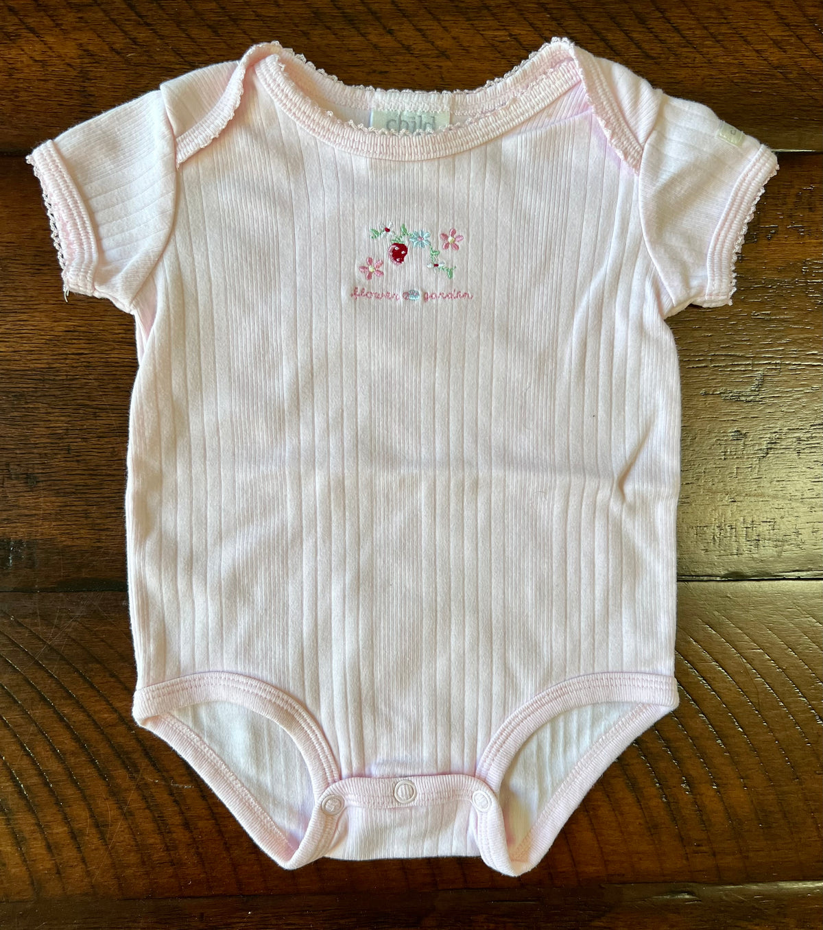 Carter's pink onesie flower garden - sweet! - size Month - Newborn