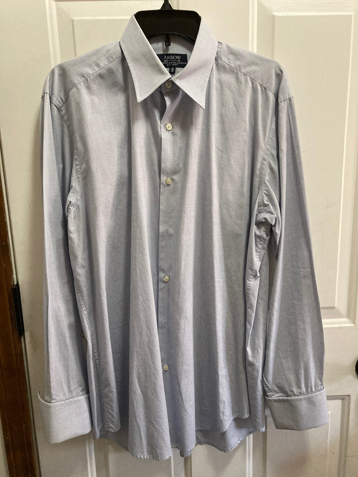 EC Men's dress shirt need cuff links (Arrow) - size Teen/Men - L (36-38)