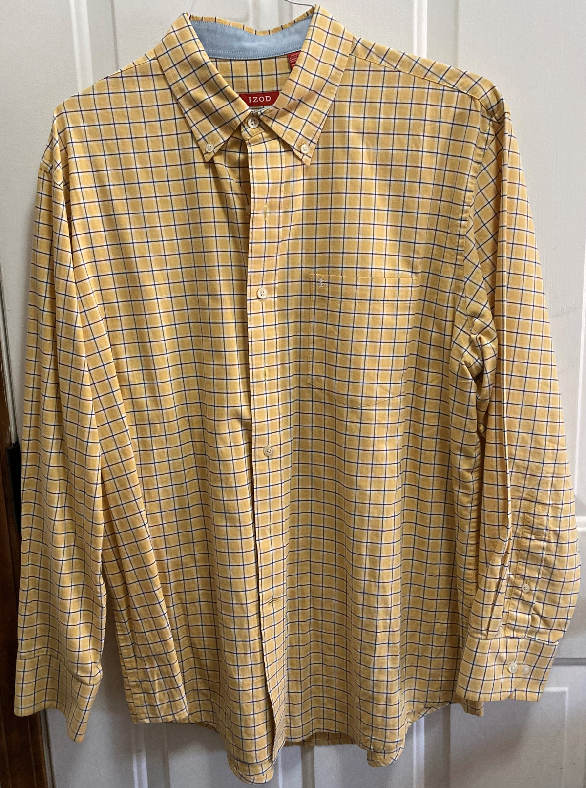 Yellow oxford shirt Adult size L (IZOD) - size Teen/Men - L (36-38)