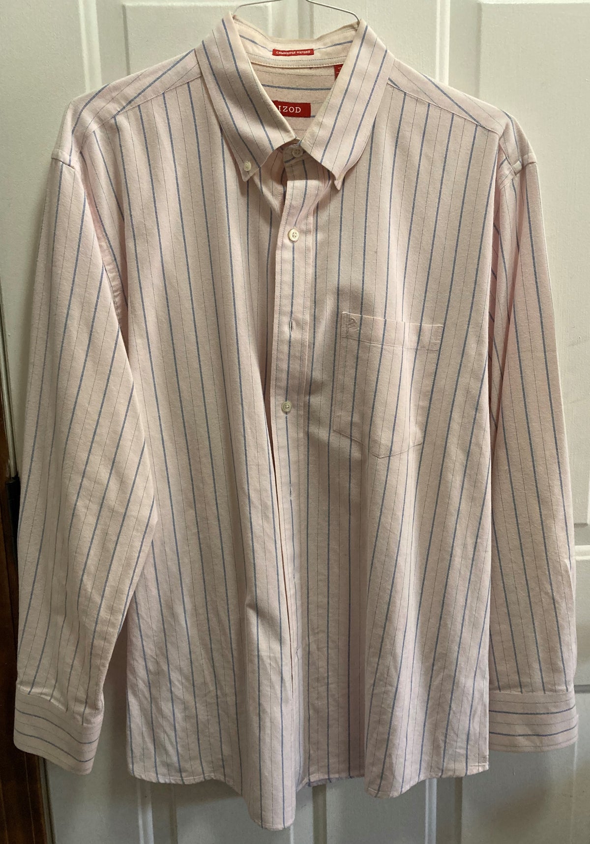 Pink stripe oxford shirt Adult size L (IZOD) - size Teen/Men - L (36-38)