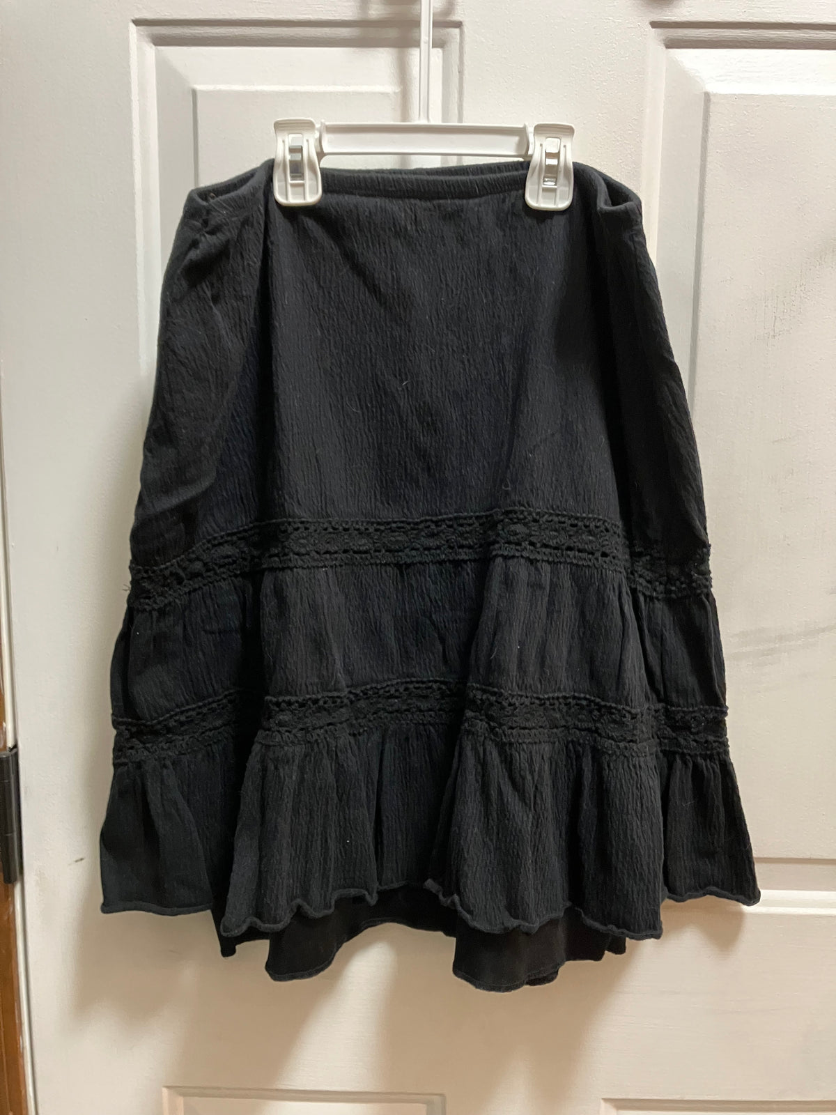 EUC Black skirt Stretchy cotton (FLP) - size Junior - M (7/9)