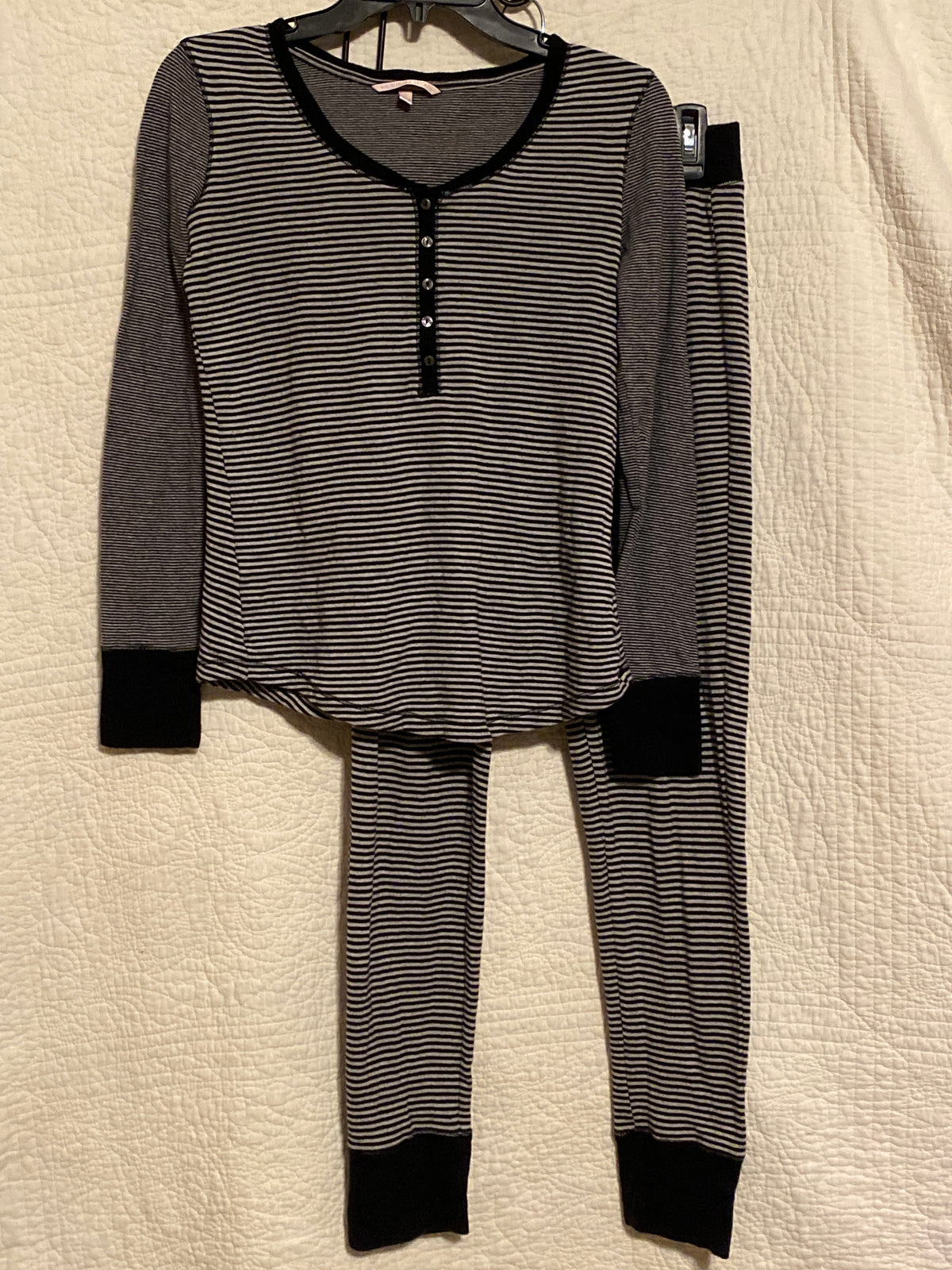 Victoria secrets 2 piece Super soft pajamas black - size Junior - S (3/5)