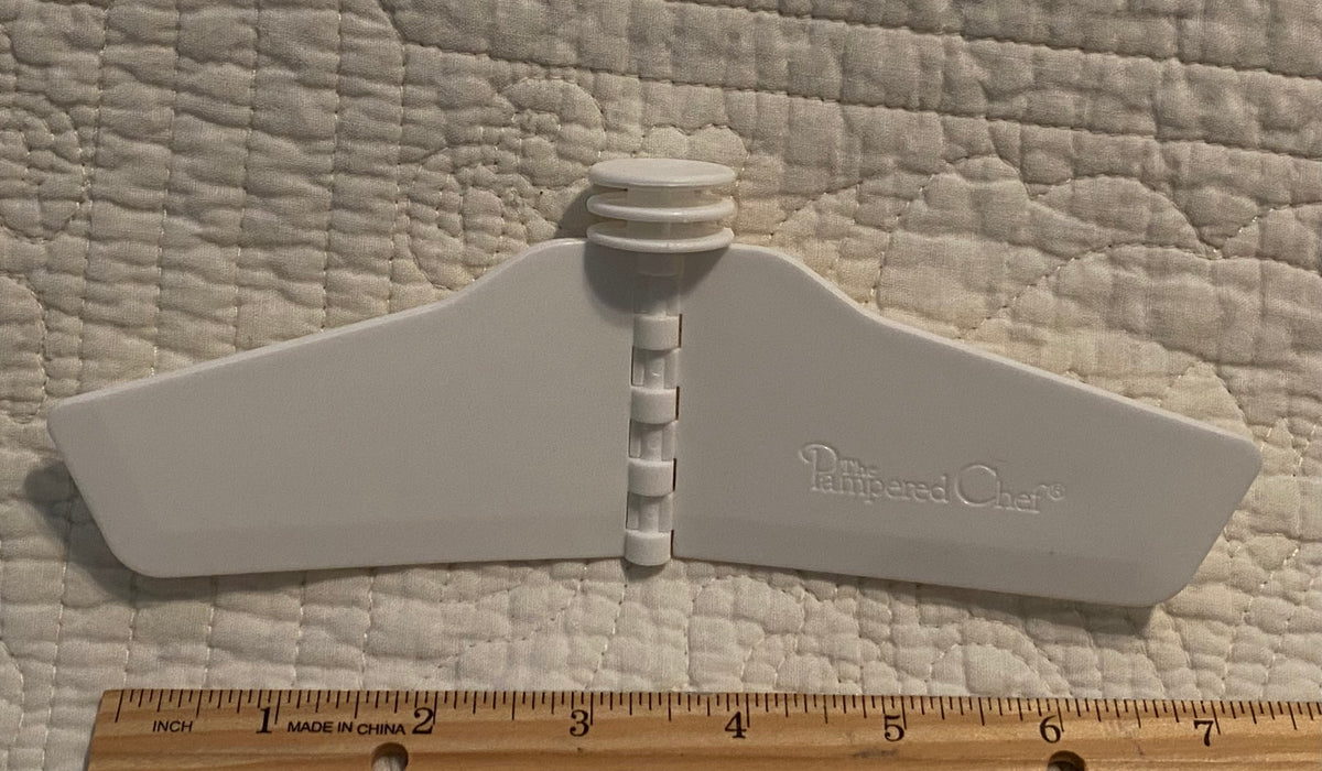 Pampered Chef pie Gate unused