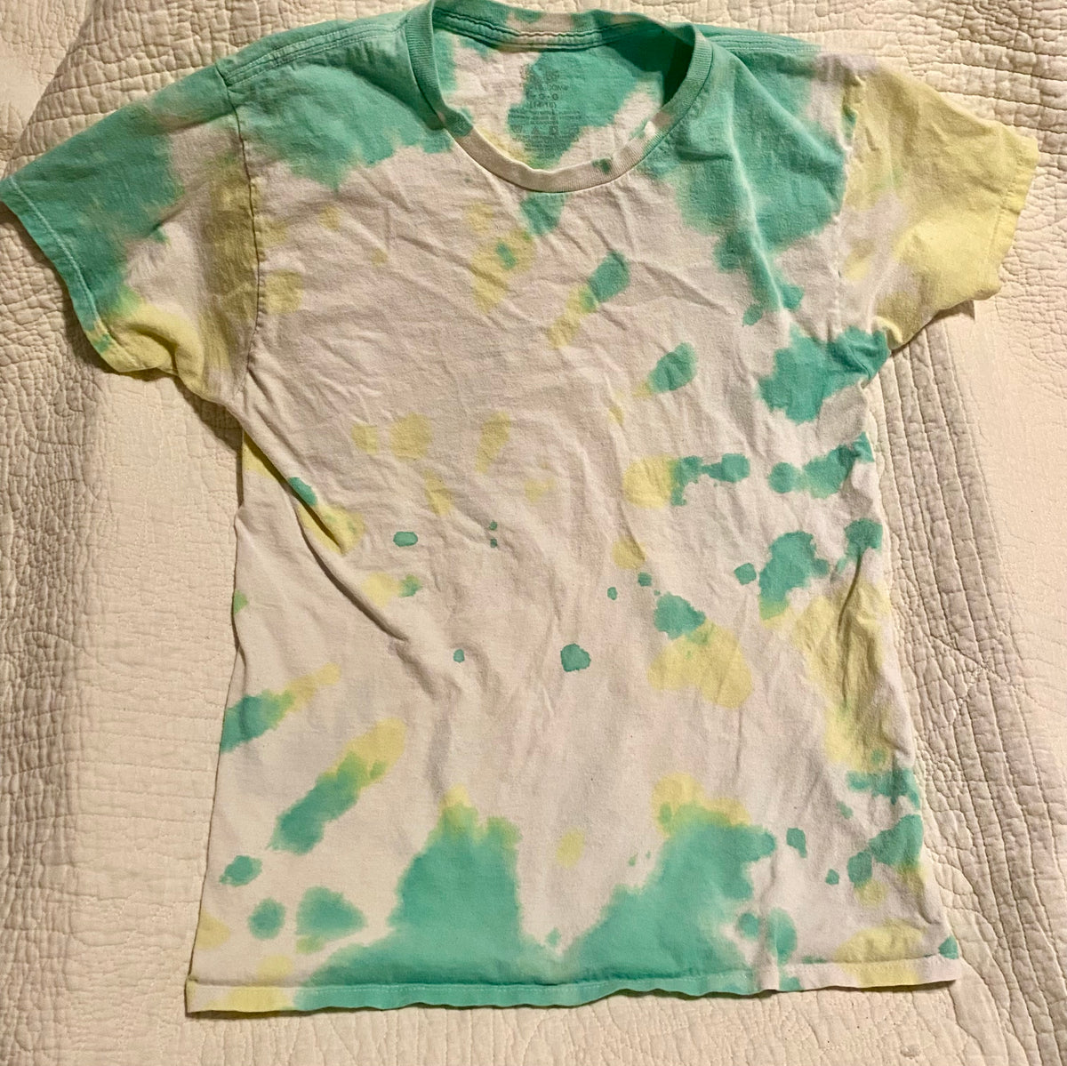 Ty dyed shirt green White yellow small spot - size Youth - 12 (L)