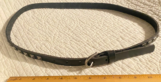 Black studded 40 Woman's thin belt