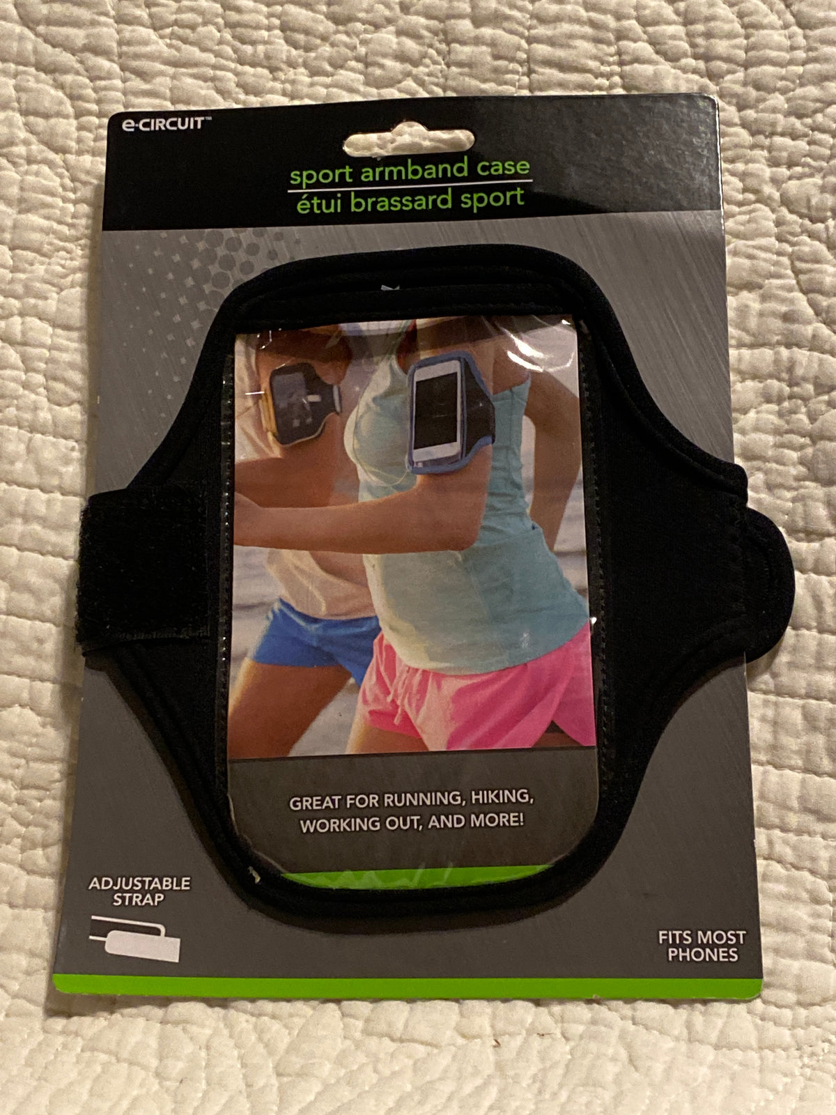 E circuit sport armband w adjustable