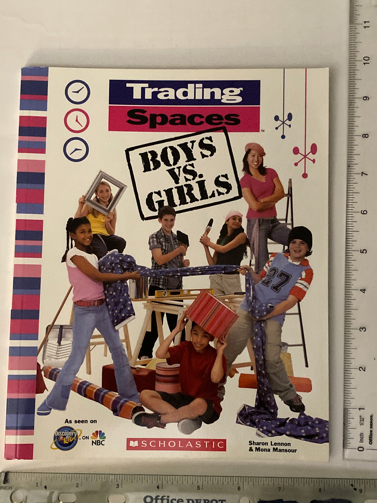 Scholastic Book: Trading Spaces BOYS vs GIRLS