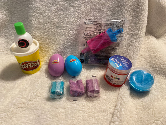 Slime, Unused play-doh Unopened kit, eyeball