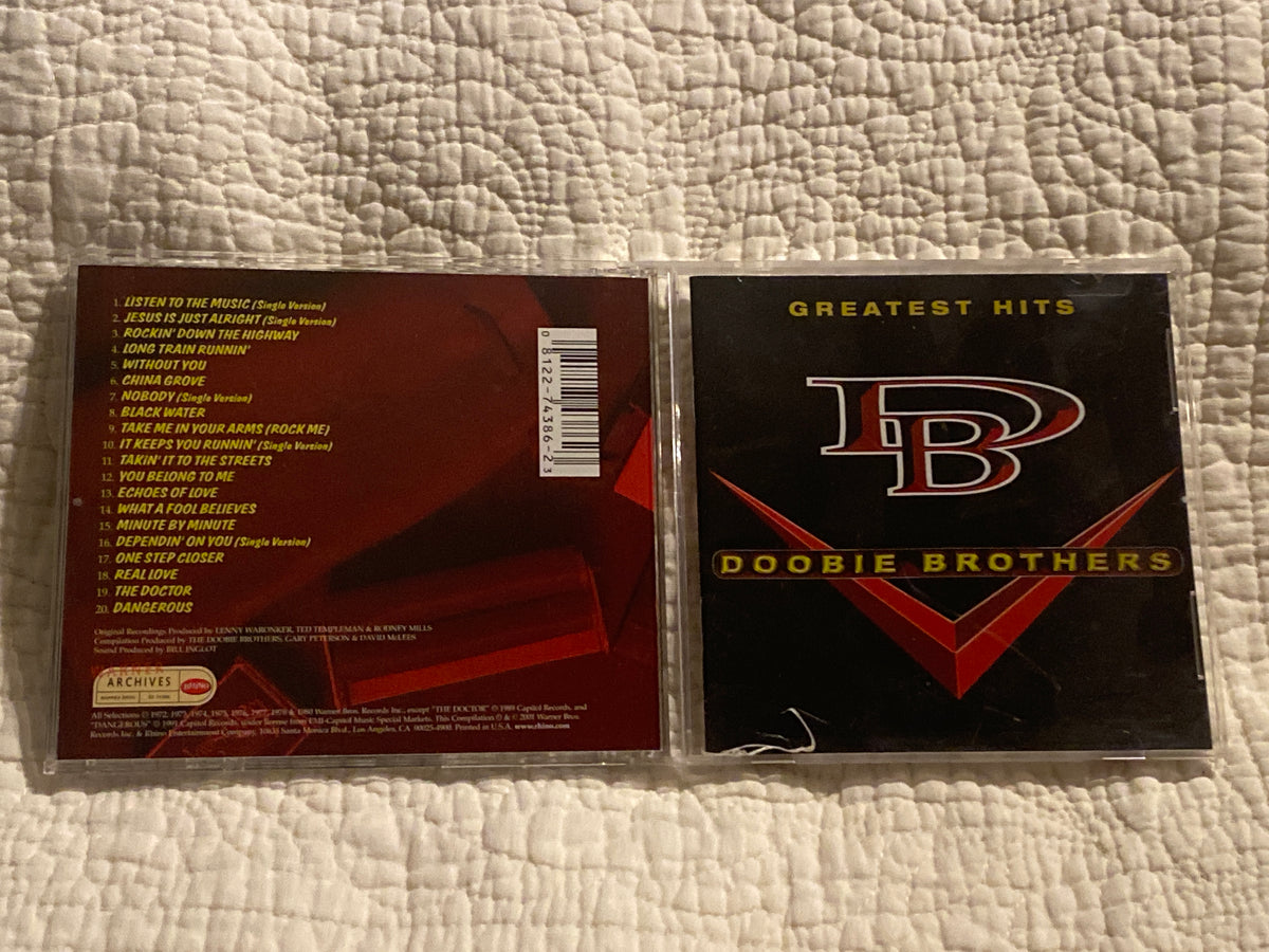 Greatest Hits Doobie Brothers (crack outside
