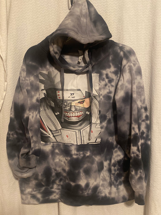 Zuni anime black & White Tye dyed pullover - size Junior - M (7/9)