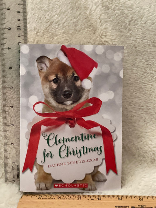 Scholastic book 245 pgs Clementine for Christmas