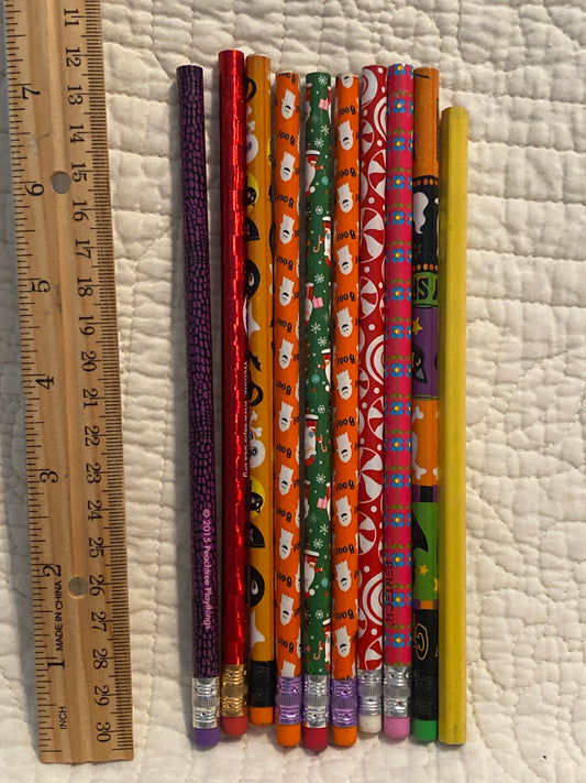 Lot of 10 pencils