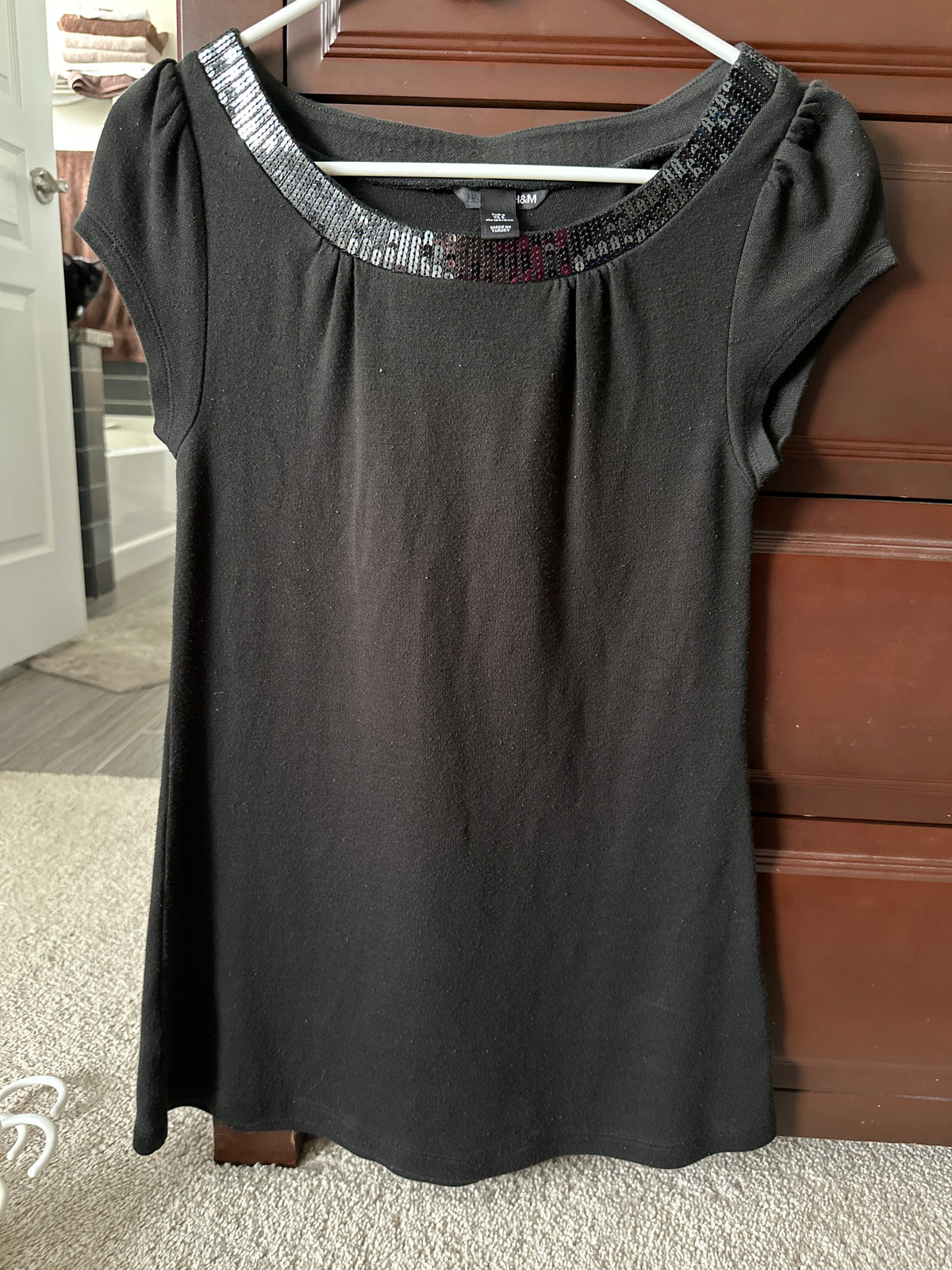 Black H&M top Embellished neck - size Women - M (8/10)