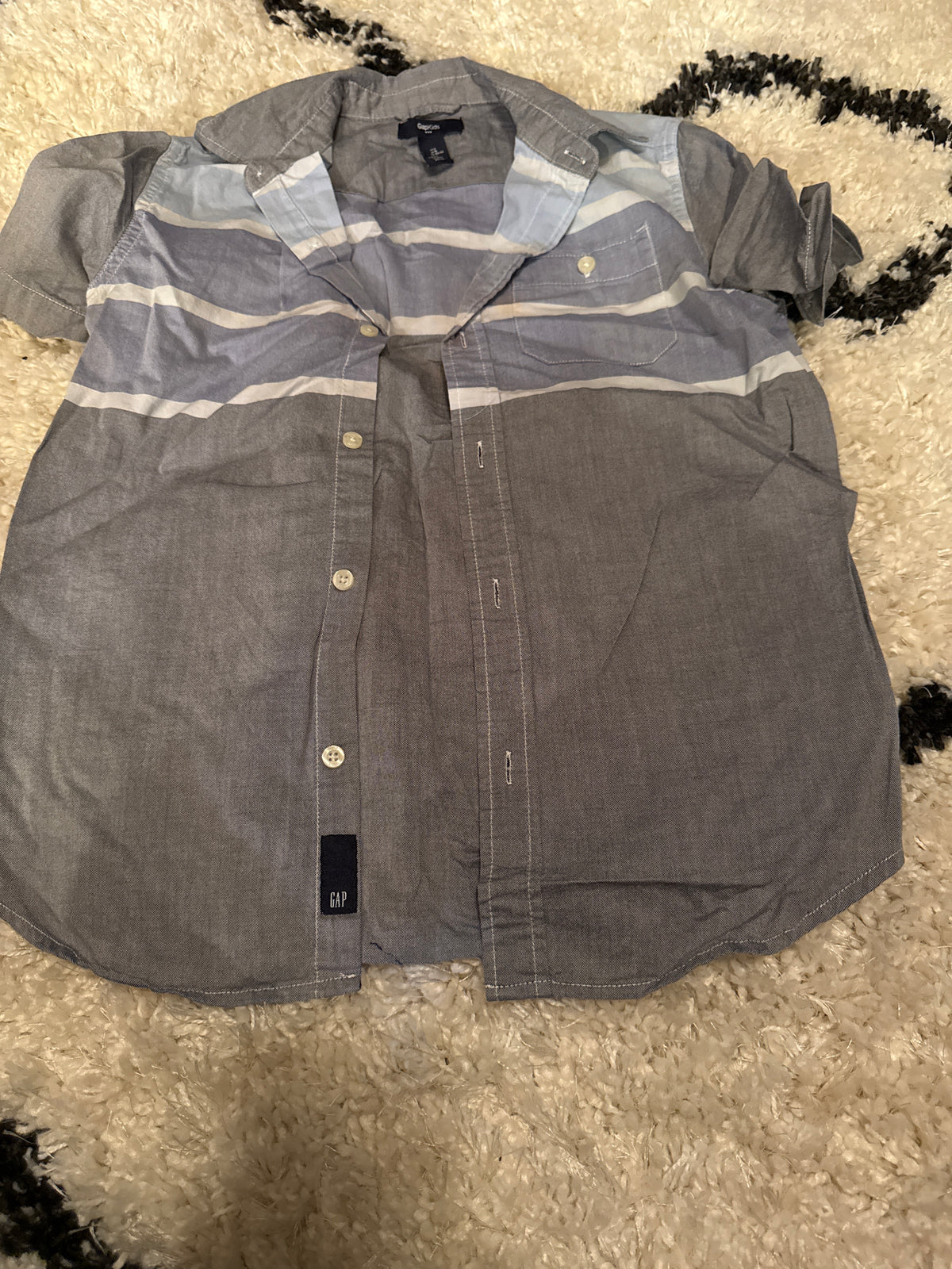 Gap grey short sleeve Dress shirt - size Youth - 12 (L)