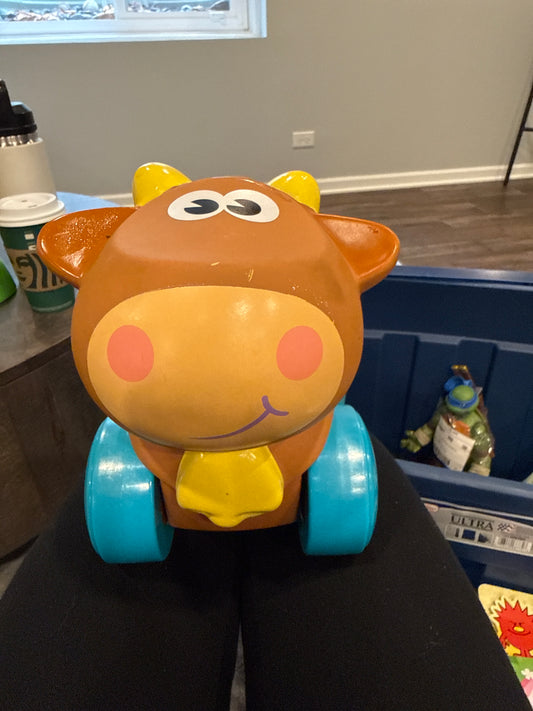 Cow on wheels Has sounds