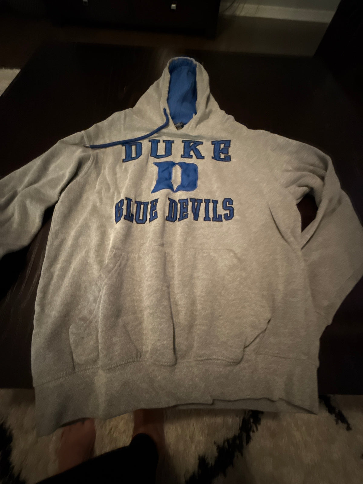 Duke hoodie - size Teen/Men - S (29-31)