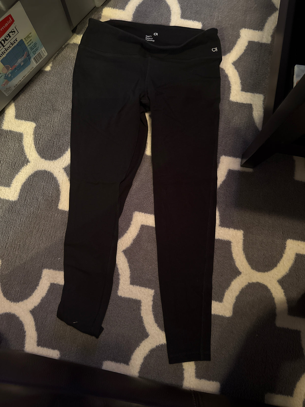 Gap black leggings - size Women - M (8/10)