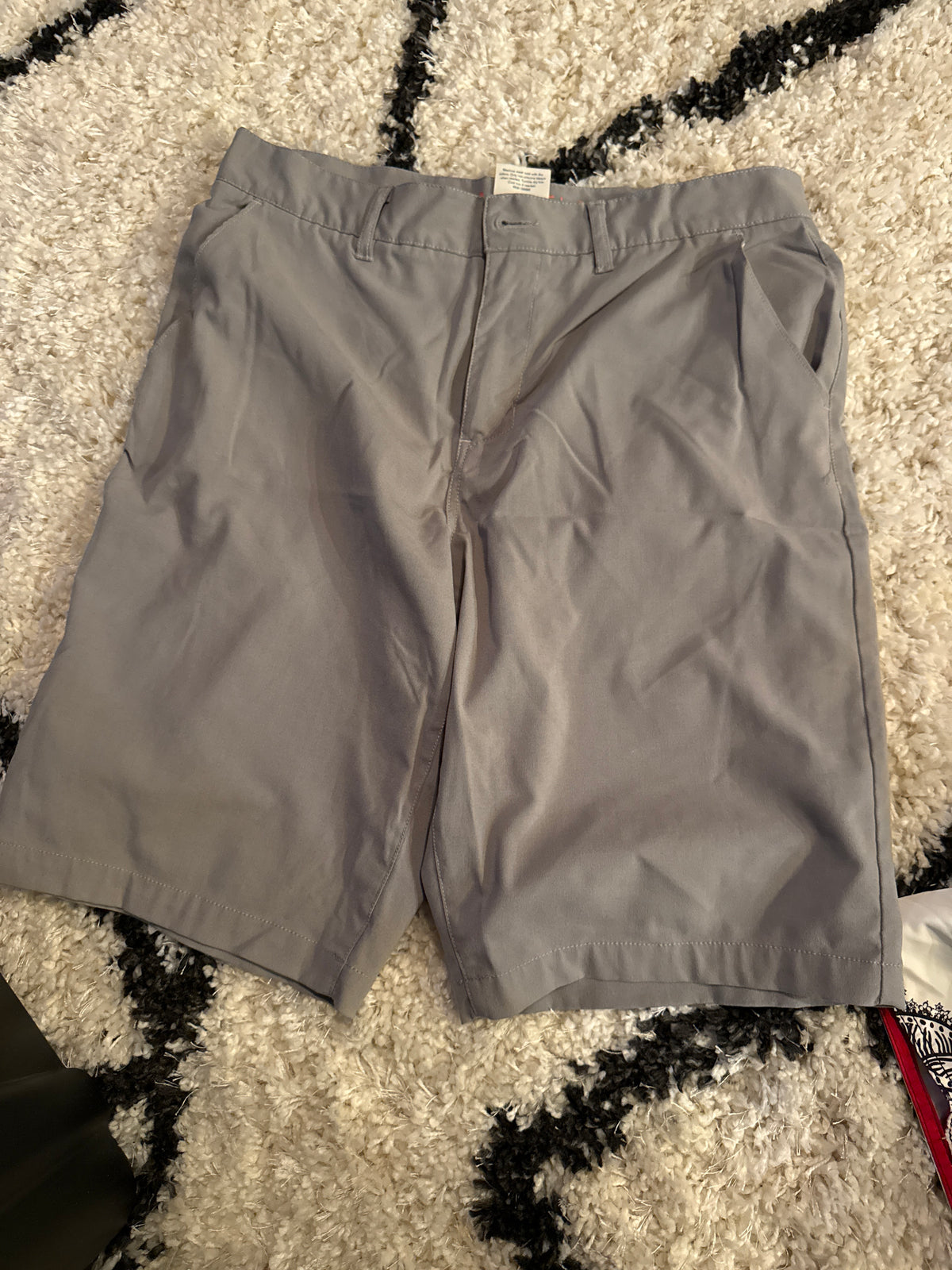 Gray shorts - size Teen/Men - L (36-38)