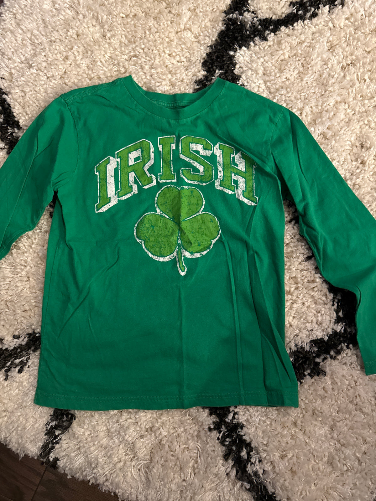 Green Irish long sleeve - size Youth - 10 (L)