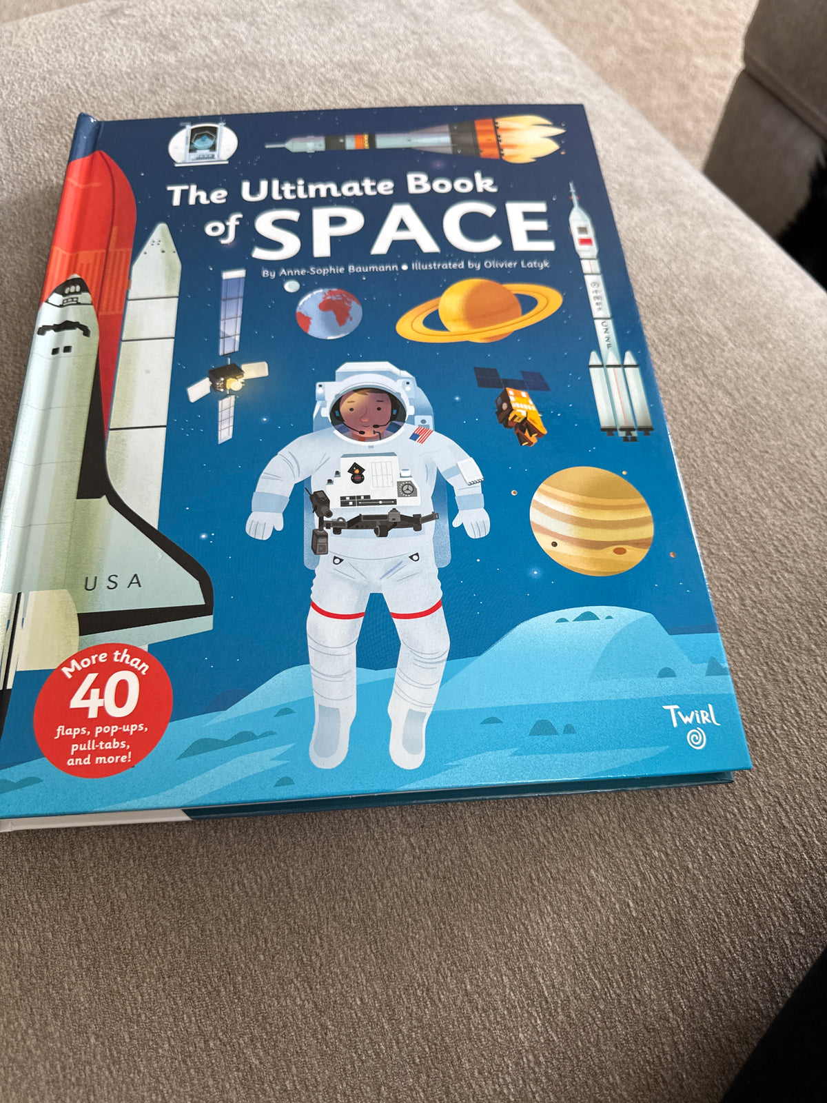 Ultimate book of space Excellent condition