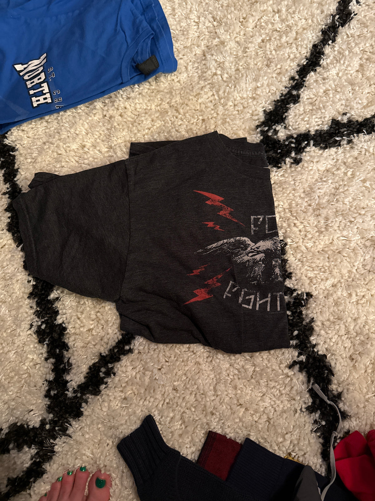 Foo fighters tee - size Teen/Men - L (36-38)