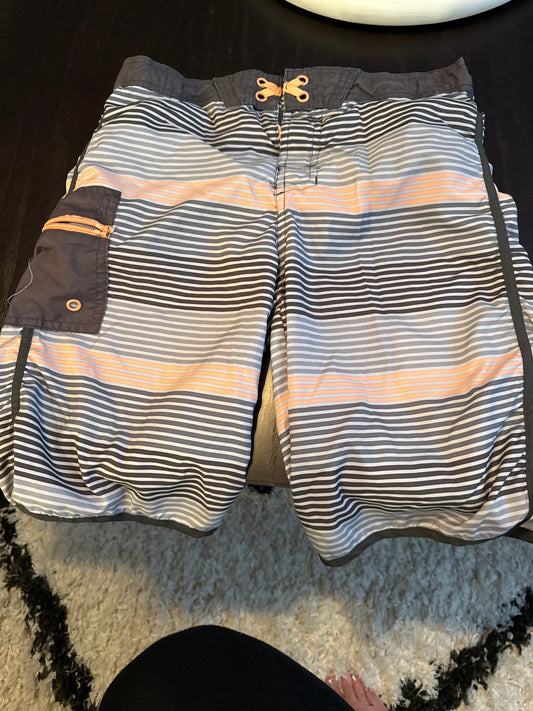 Gray striped - size Youth - 18 (XXL)