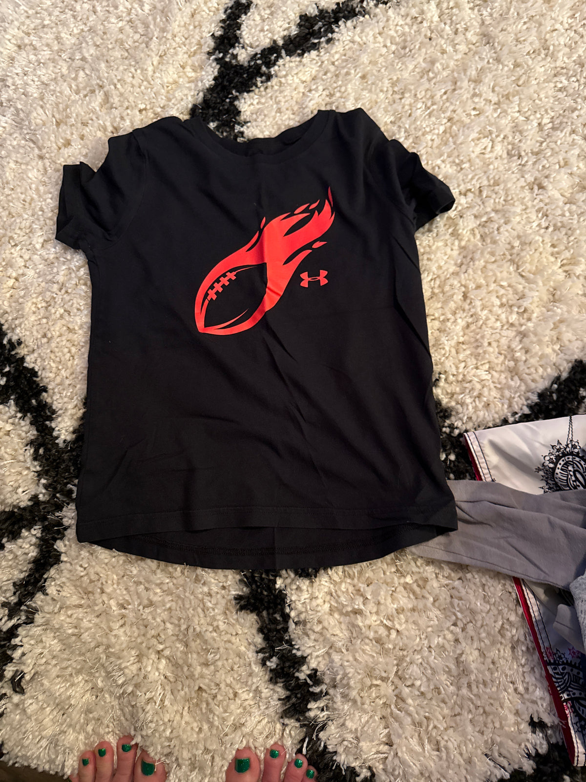 Ua football tee - size Youth - 6 (S)