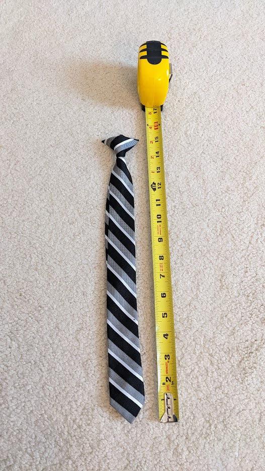 Black/white/grey clip on tie