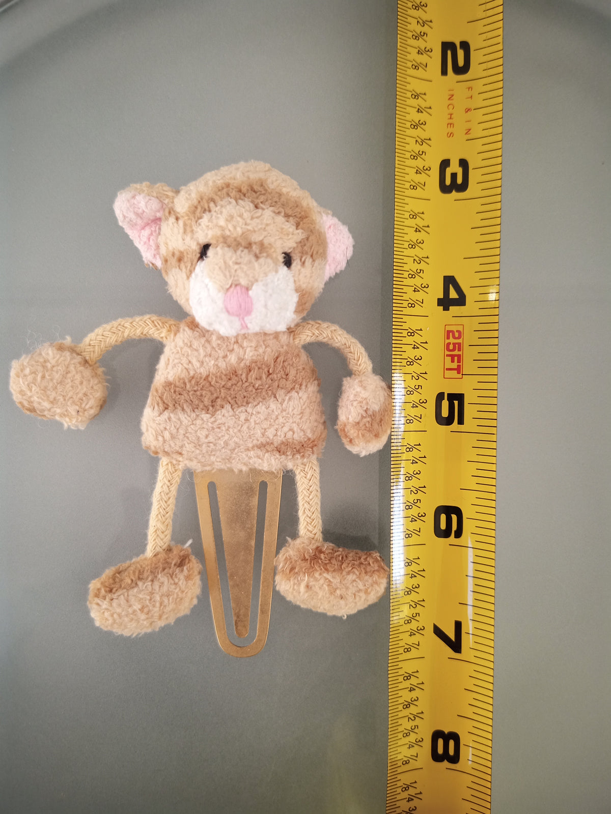 Bookmark - EUC Cat w/ brass clip