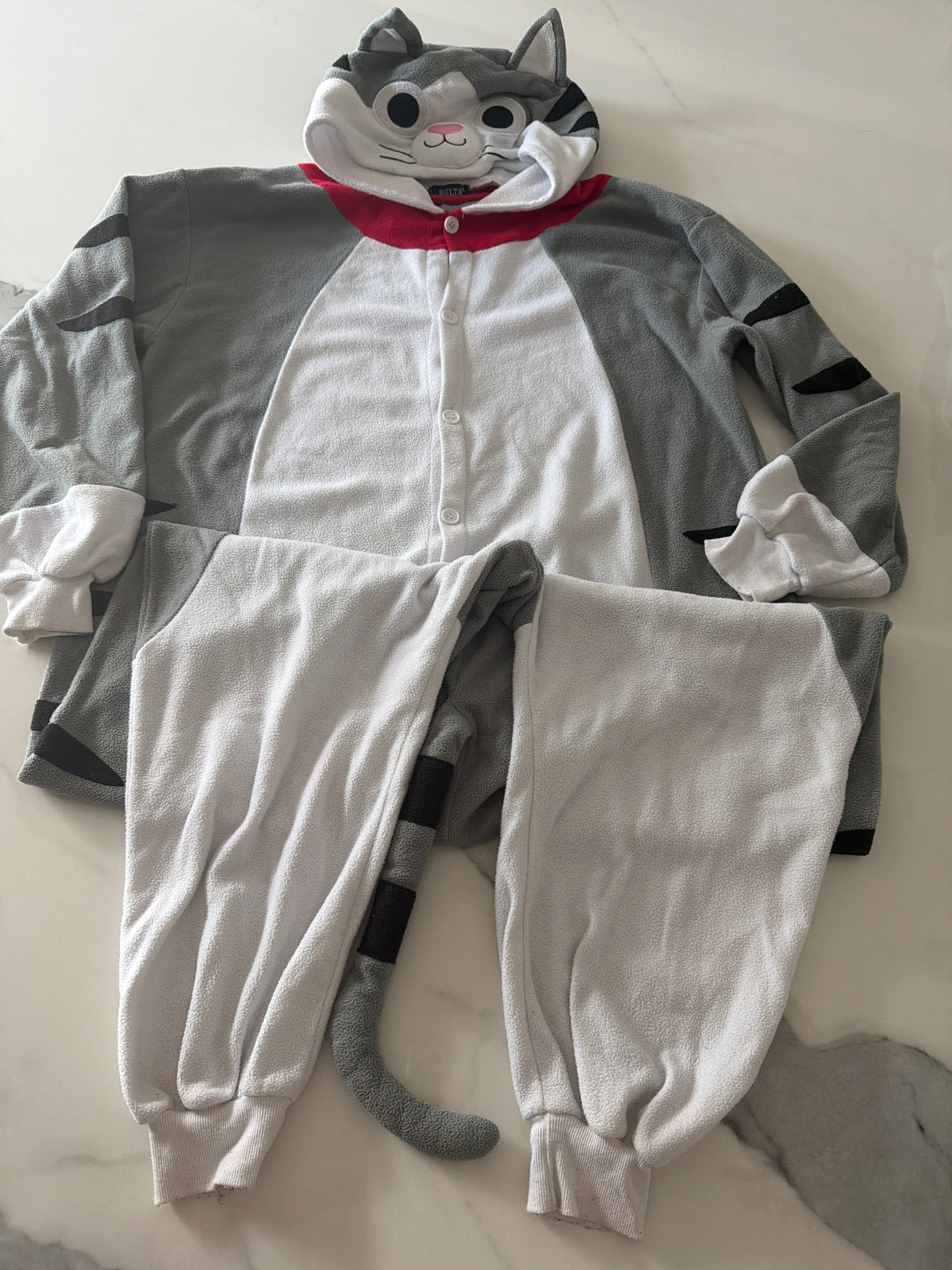 Gray cat onesie SzXL fits lk M/L - size Junior - M (7/9)