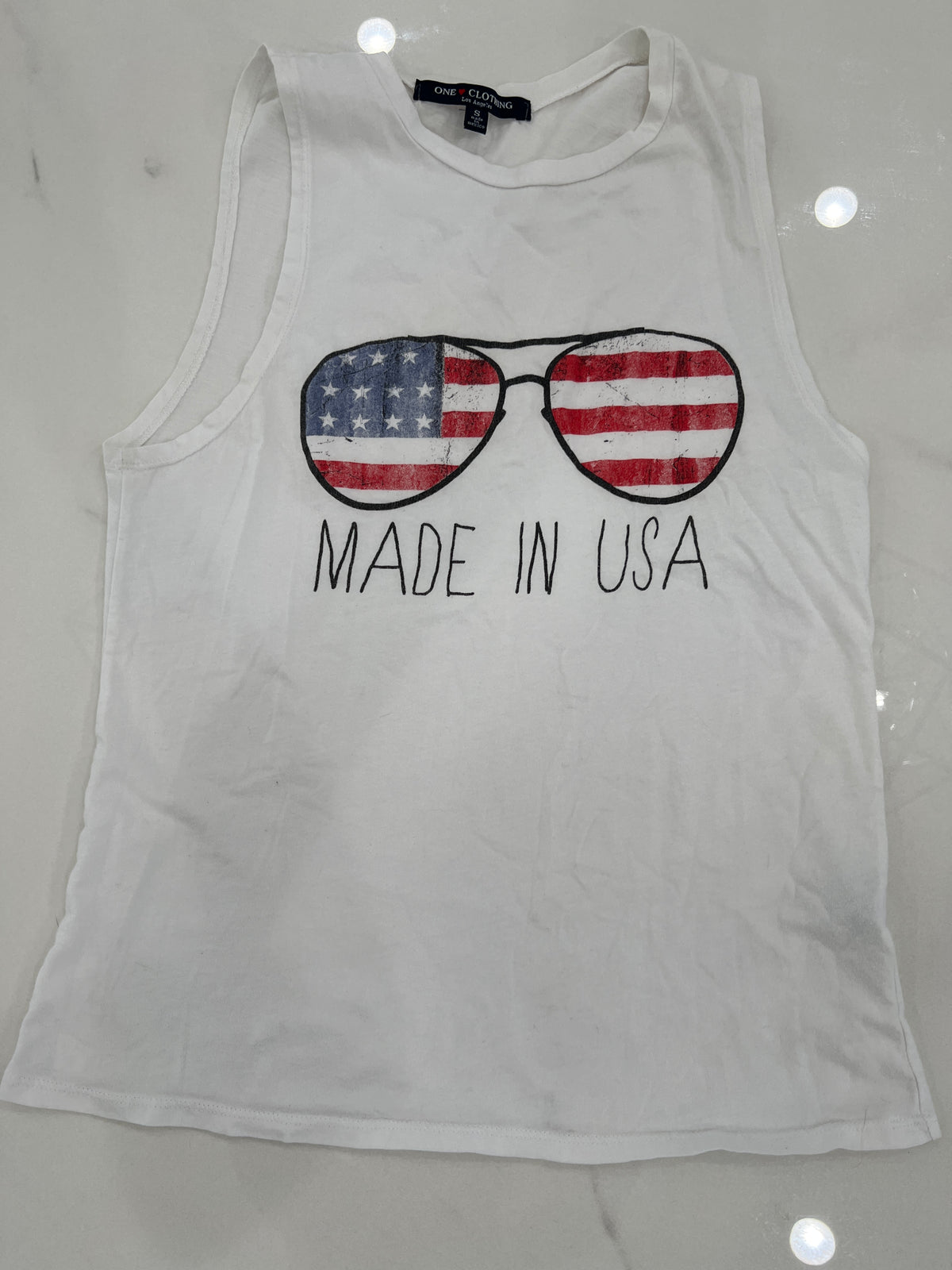 Made in USA tank top SzS wht GUC one heart - size Junior - S (3/5)