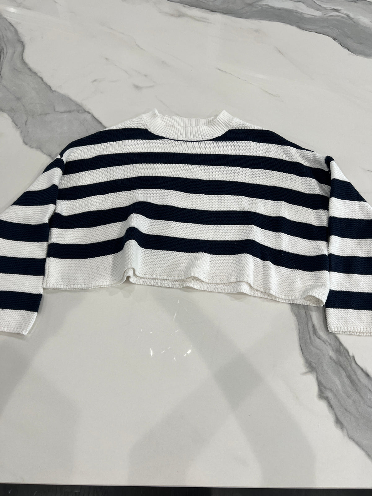 Moon & Madison sweater SzM navy/wht stripe - size Junior - M (7/9)