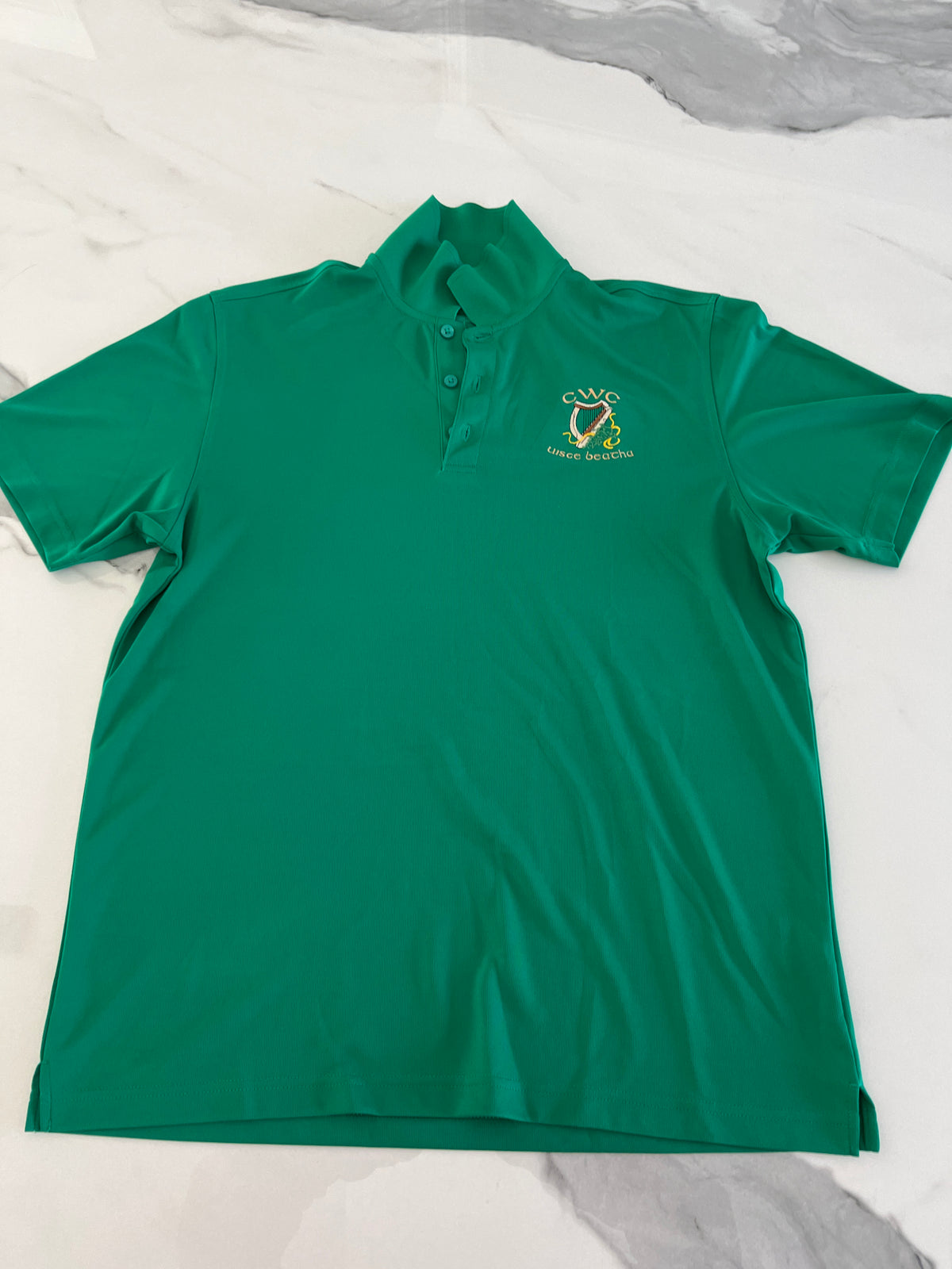Golf polo green szL EUC - size Teen/Men - L (36-38)