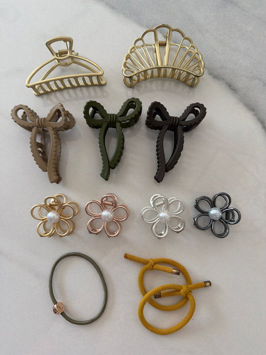 Neutral hair accessories 9 claw clips 3 bands