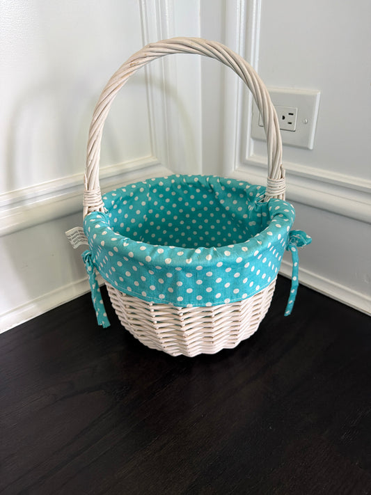 Easter basket wht wicker With teal & wht dots