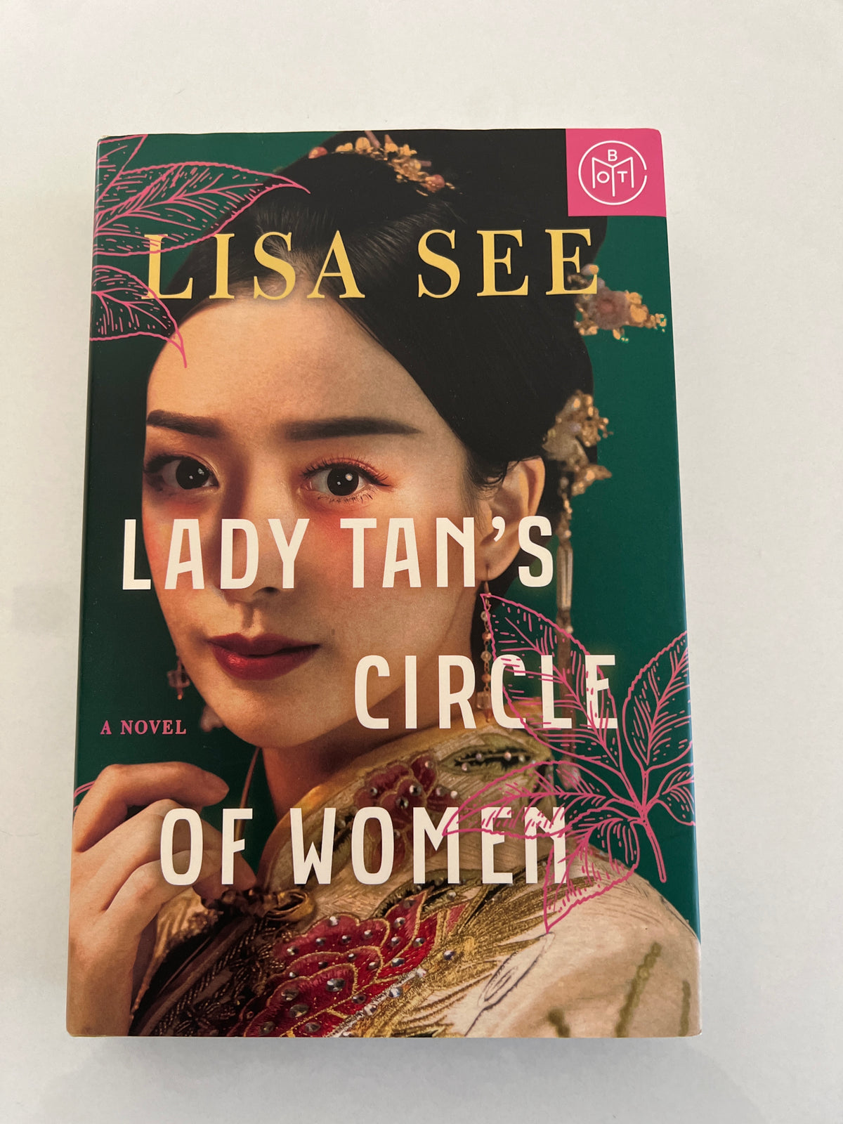 Lady Tan's Circle Women Like new