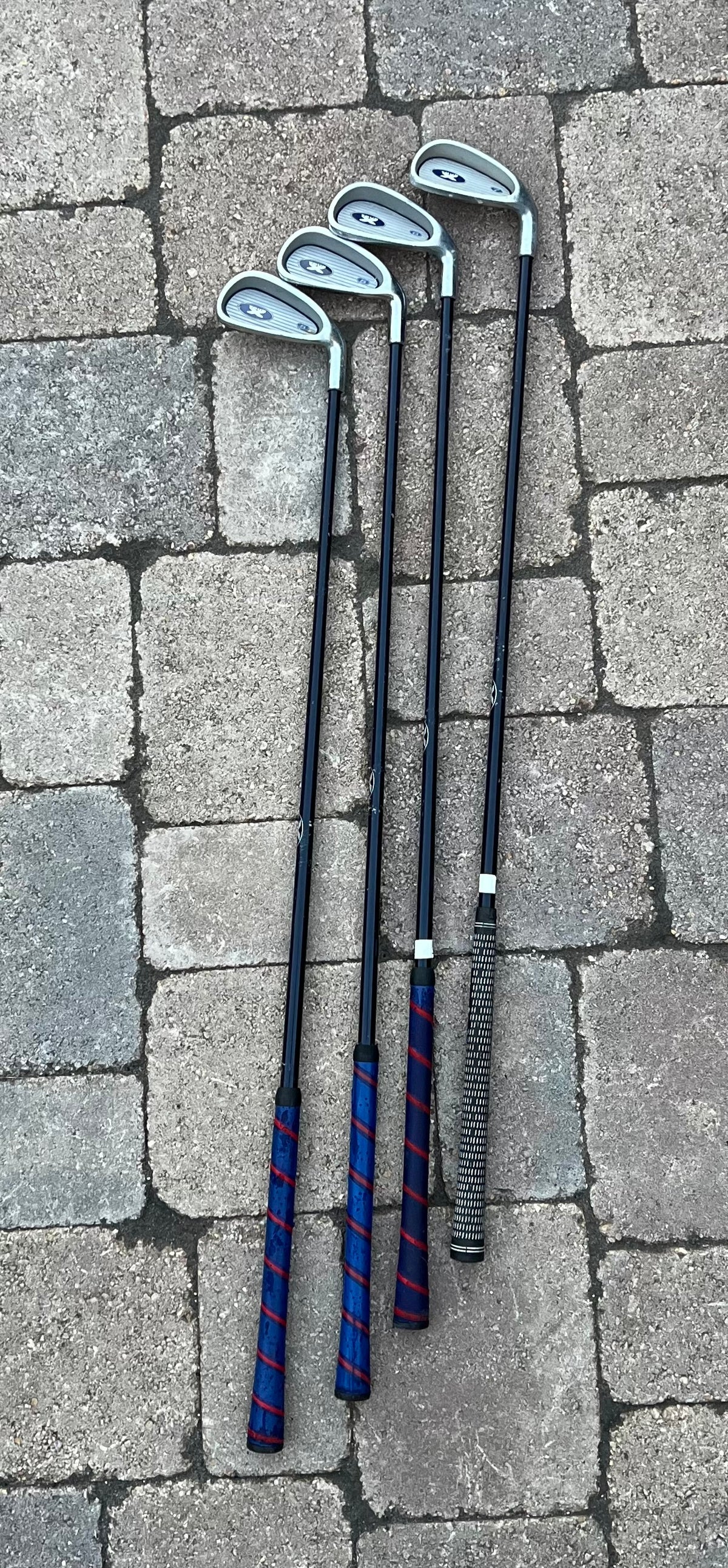 Your X golf clubs 5/5/6/7 irons 30L GUC