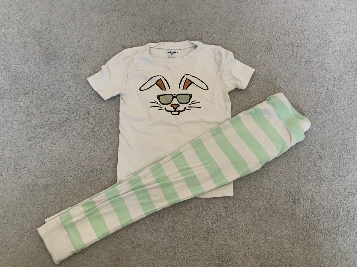 bunny pjs ss and long pants - size Youth - 8 (M)