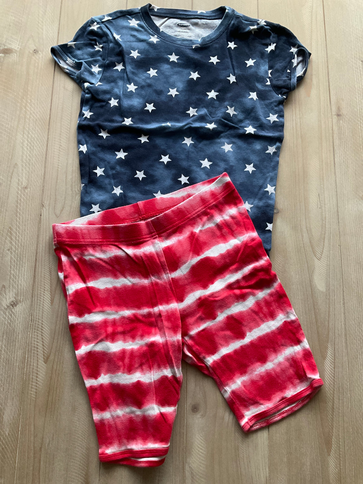 OLD NAVY PJ SET RED/WHITE/BLUE - size Youth - 12 (L)