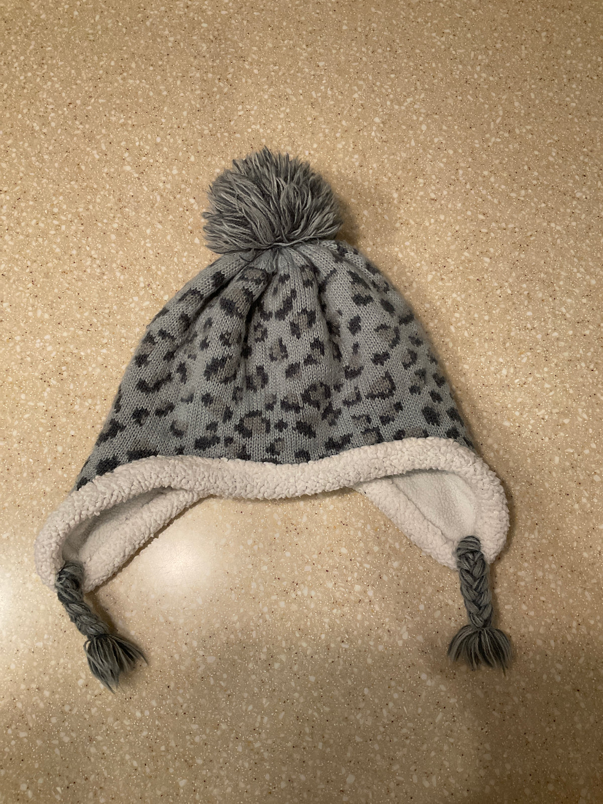 OLD NAVY FLEECE HAT GREY/LEOPARD PRINT W/POM