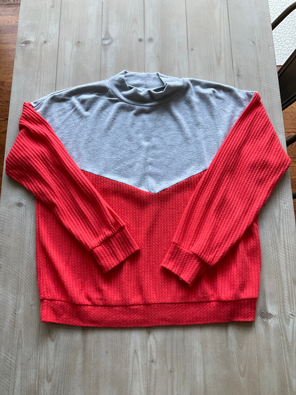 PEYTON JENSEN TOP CORAL & GREY - size Women - M (8/10)