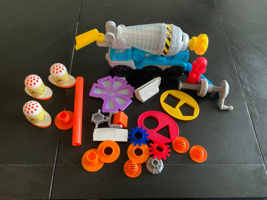 play-doh cement truck builder set toys