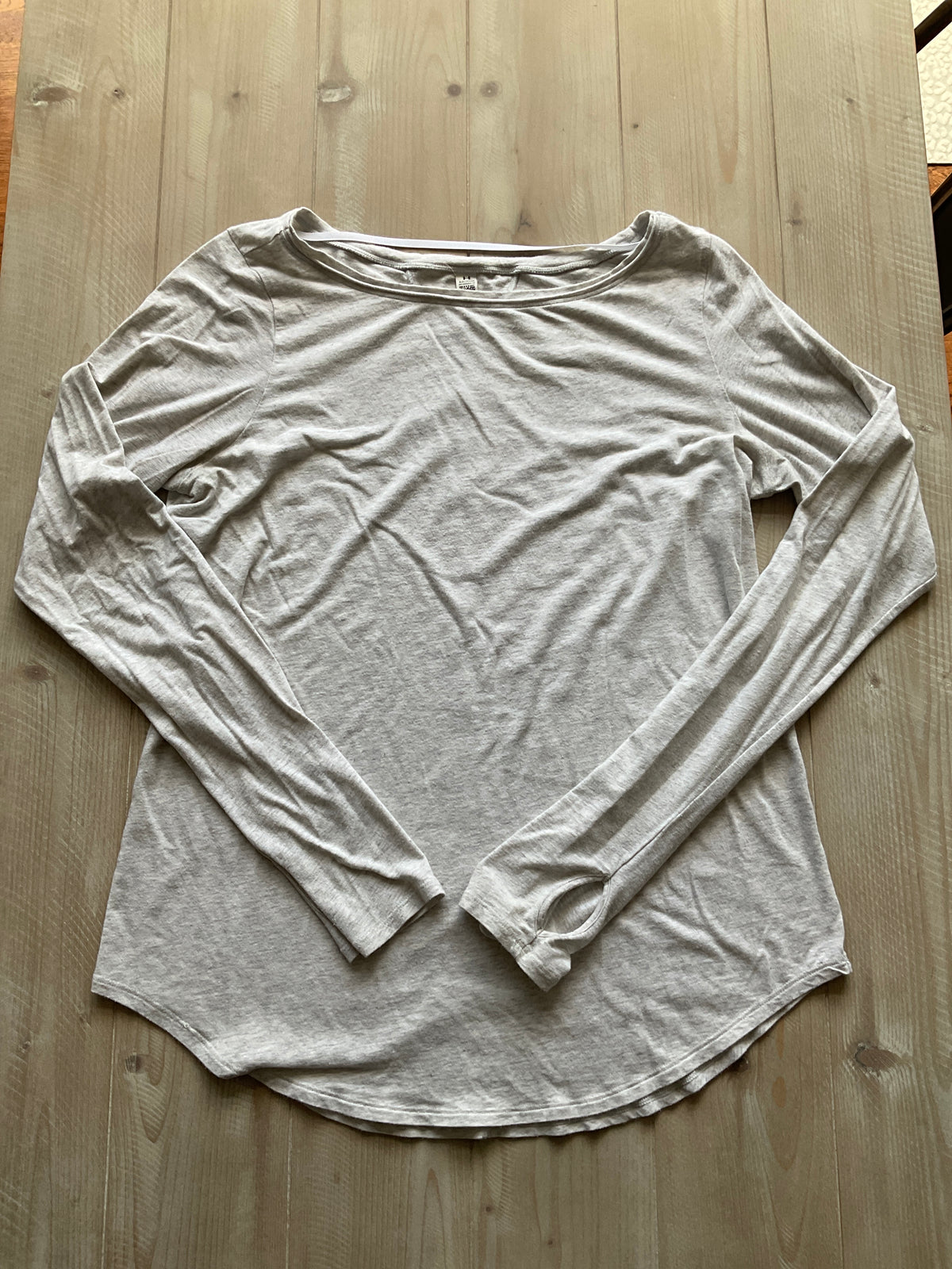 UNDER ARMOUR LONG SLEEVE GREY HEATHER - size Women - M (8/10)