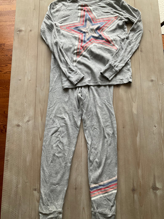 GAP KIDS PJ SET GREY W/STAR - size Youth - 12 (L)