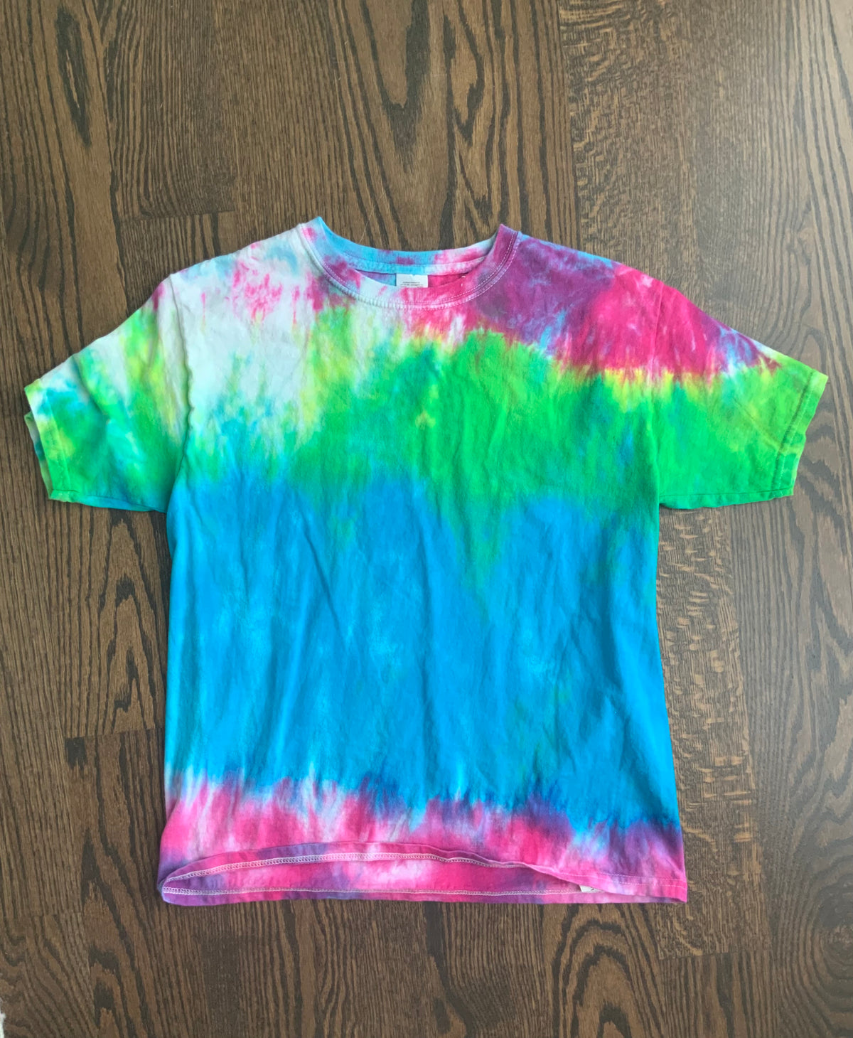 tie dye t-shirt - size Youth - 10 (L)