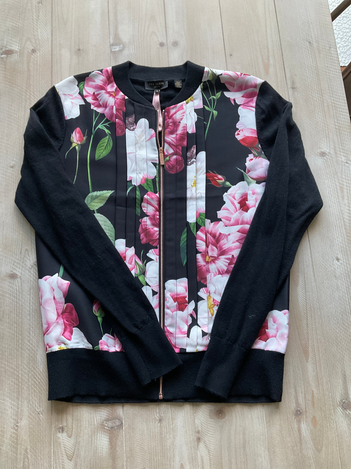 TED BAKER LIKE NEW SZ 3=APPROX SZ 8 - size Women - M (8/10)