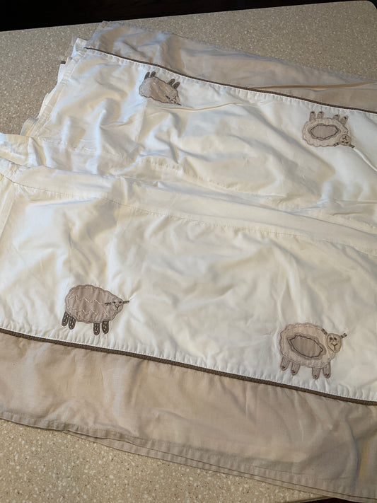 POTTERY BARN KIDS CRIB SKIRT LITTLE LAMBIE