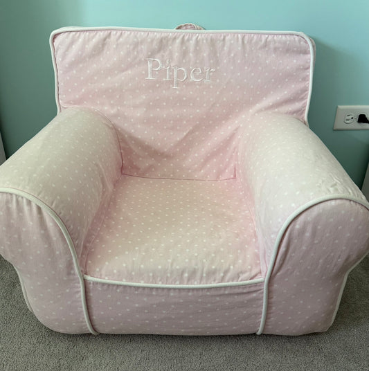 PotteryBK Anywhere chair embroidered Piper