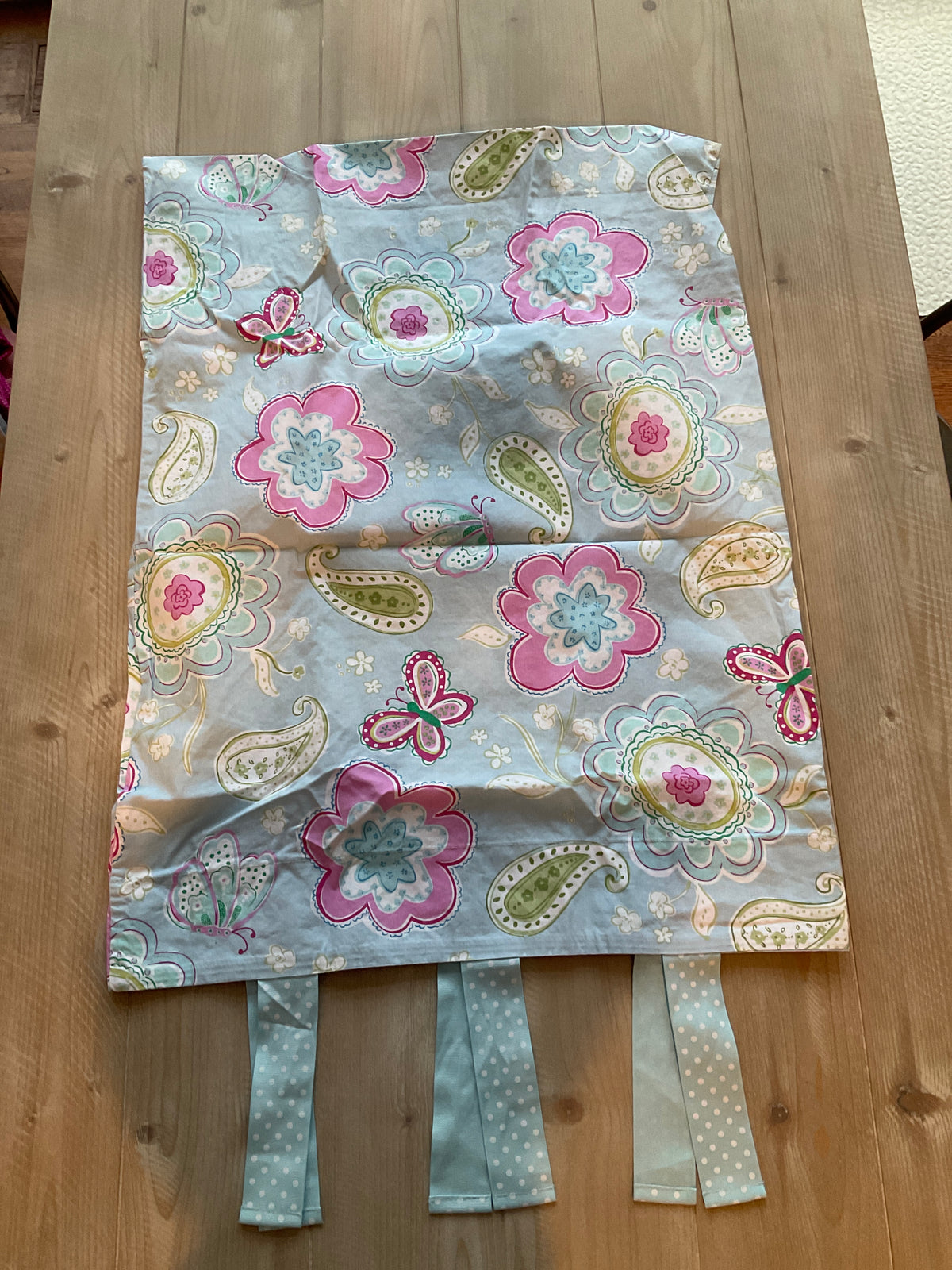 POTTERY BARN KIDS SHAM STANDARD PILLOW SIZE