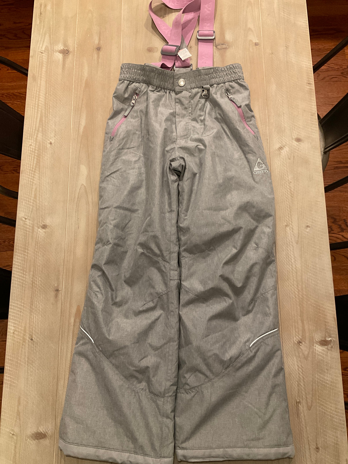 GERRY SNOW PANTS GRAY - LIKE NEW - size Youth - 10 (L)
